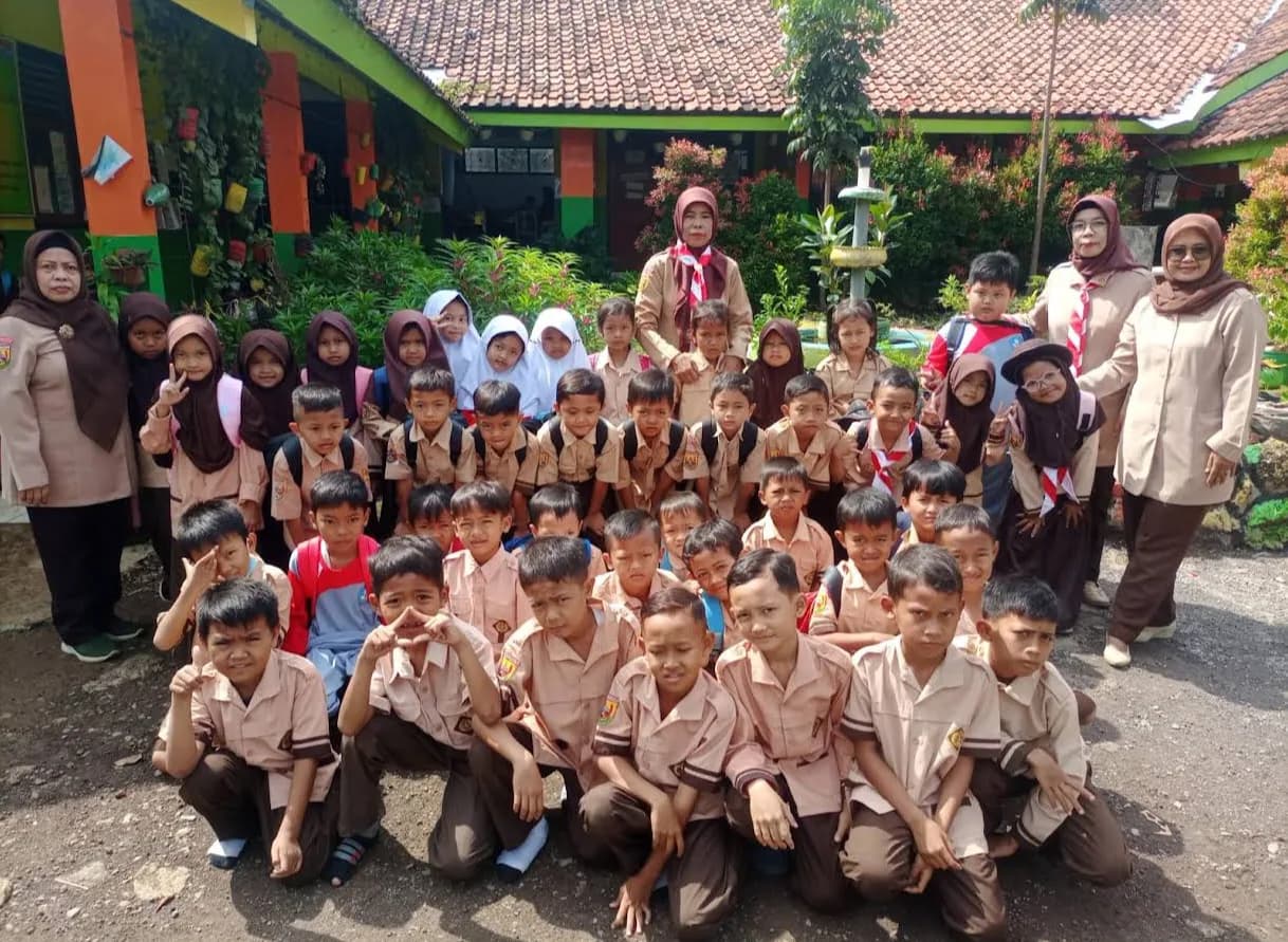 Kegiatan ekstrakurikuler Pramuka